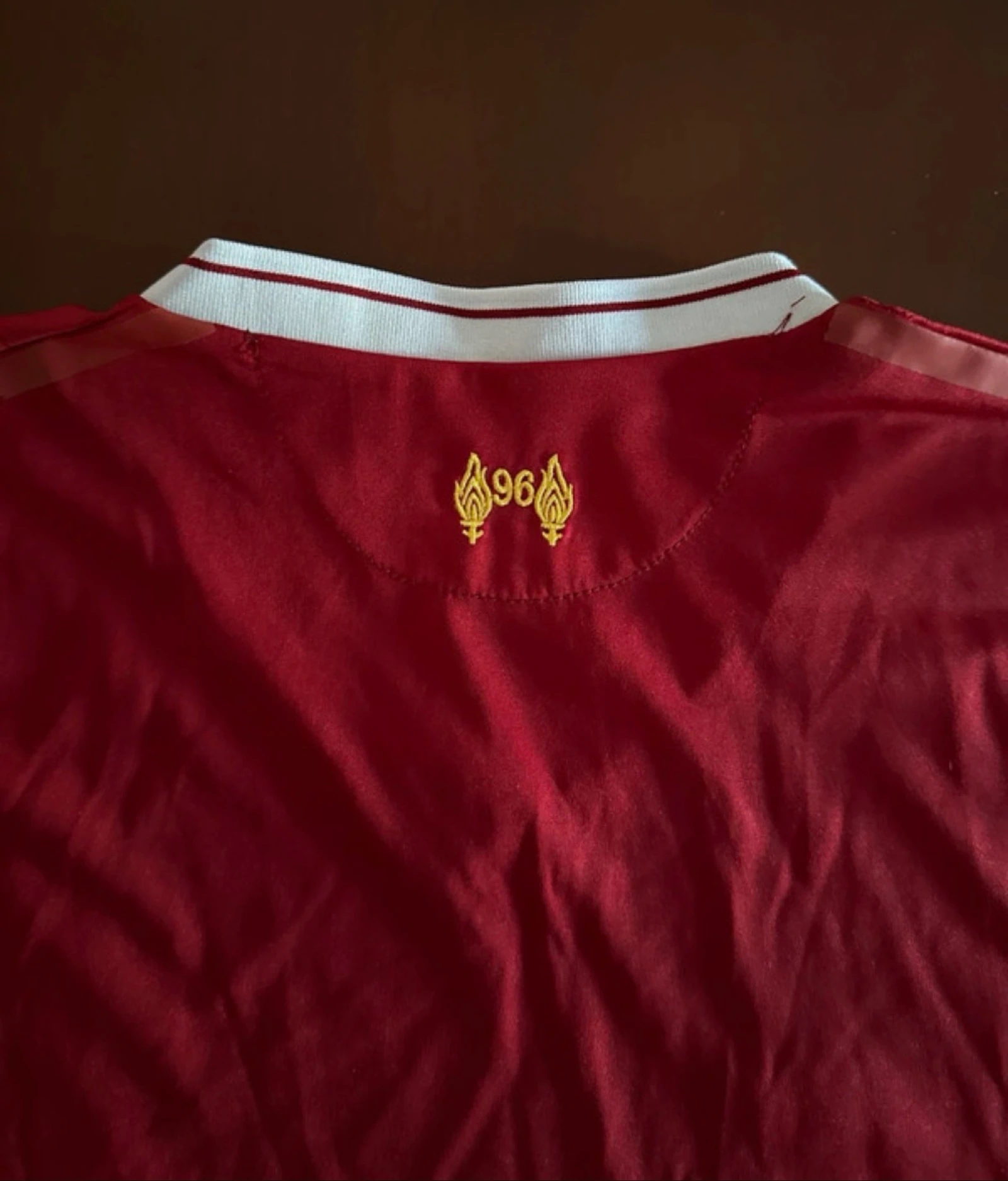 Liverpool T-Shirt – photo 4